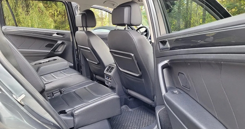 Volkswagen Tiguan cena 139900 przebieg: 106000, rok produkcji 2019 z Nowa Dęba małe 352